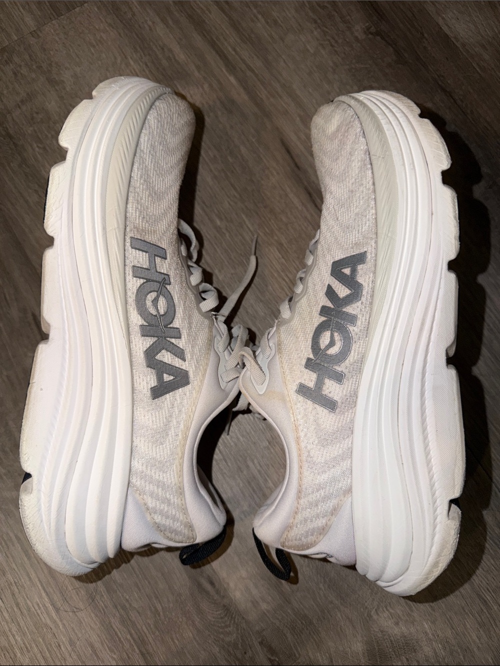 Hoka Gaviota 5 sneaker men’s 9.5D - Picture 2 of 9